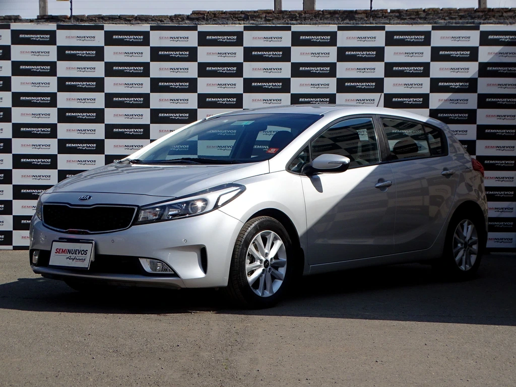 KIA CERATO 5