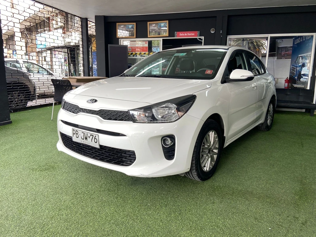 KIA RIO 4