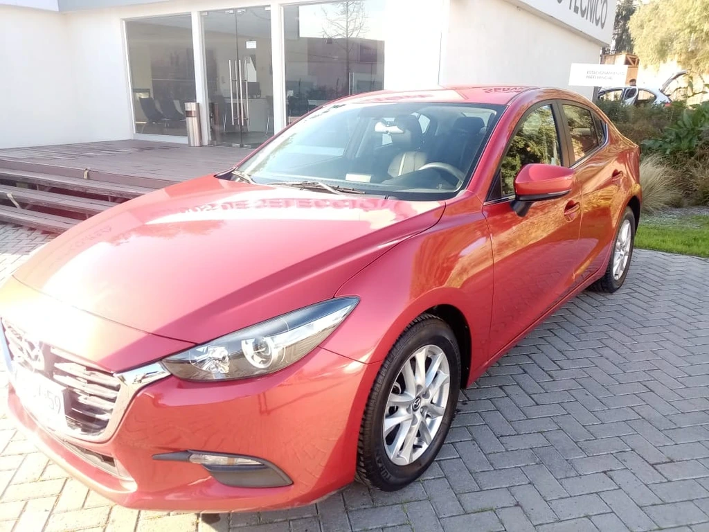 MAZDA 3 SEDAN