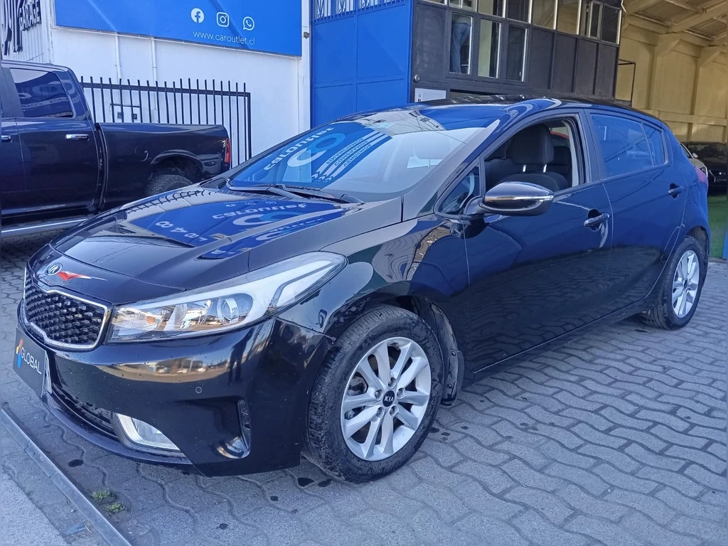 KIA CERATO 5