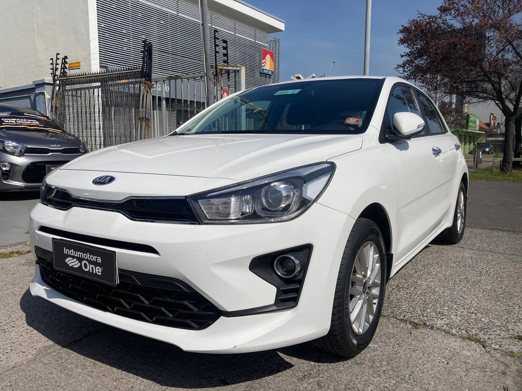 KIA RIO 5