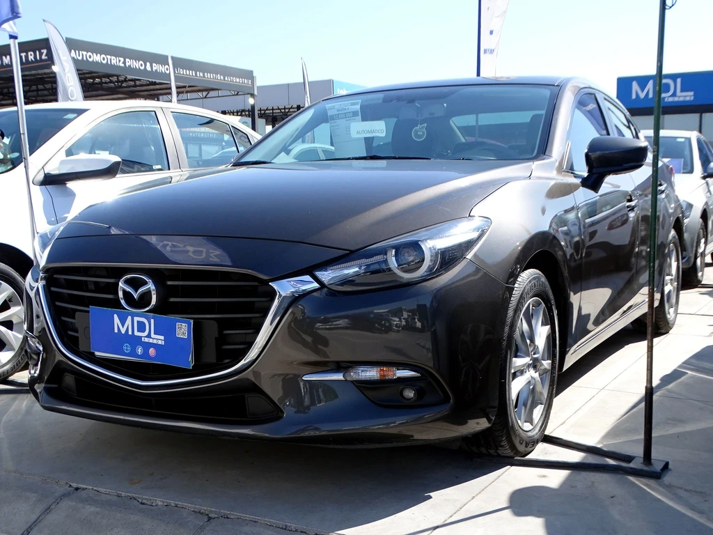 MAZDA 3 SEDAN