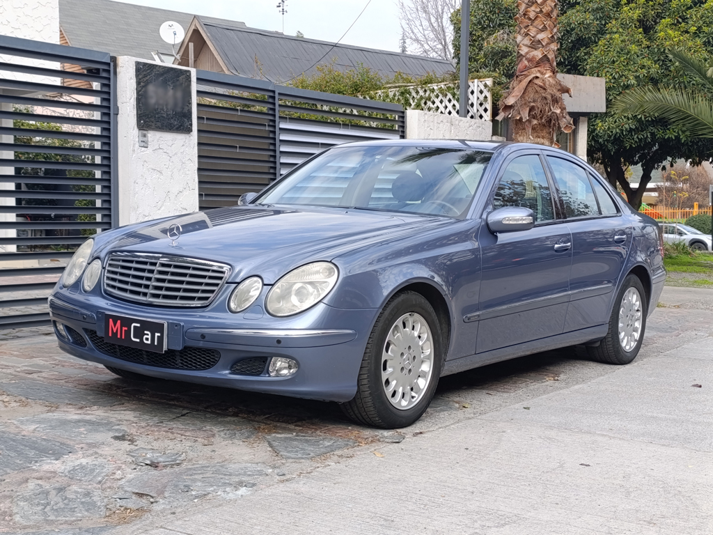 MERCEDES-BENZ E 320