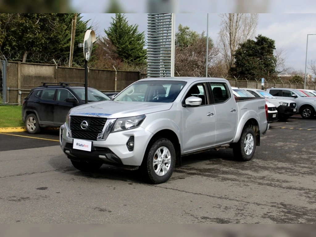 NISSAN NAVARA