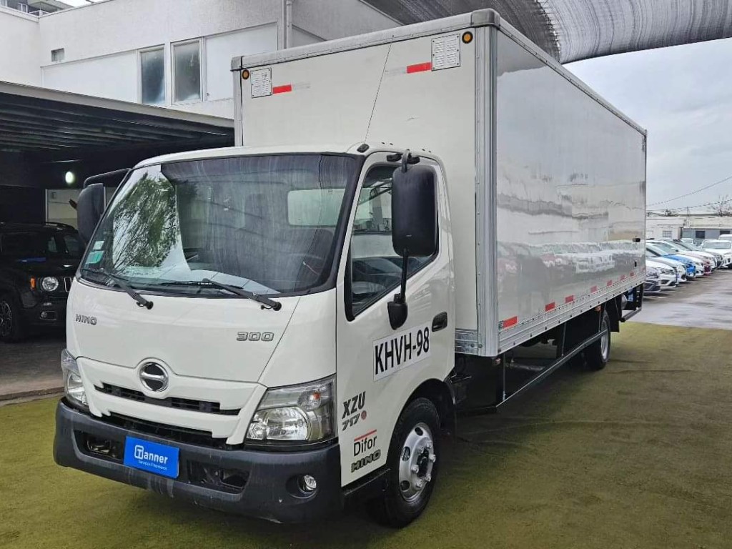 HINO XZU