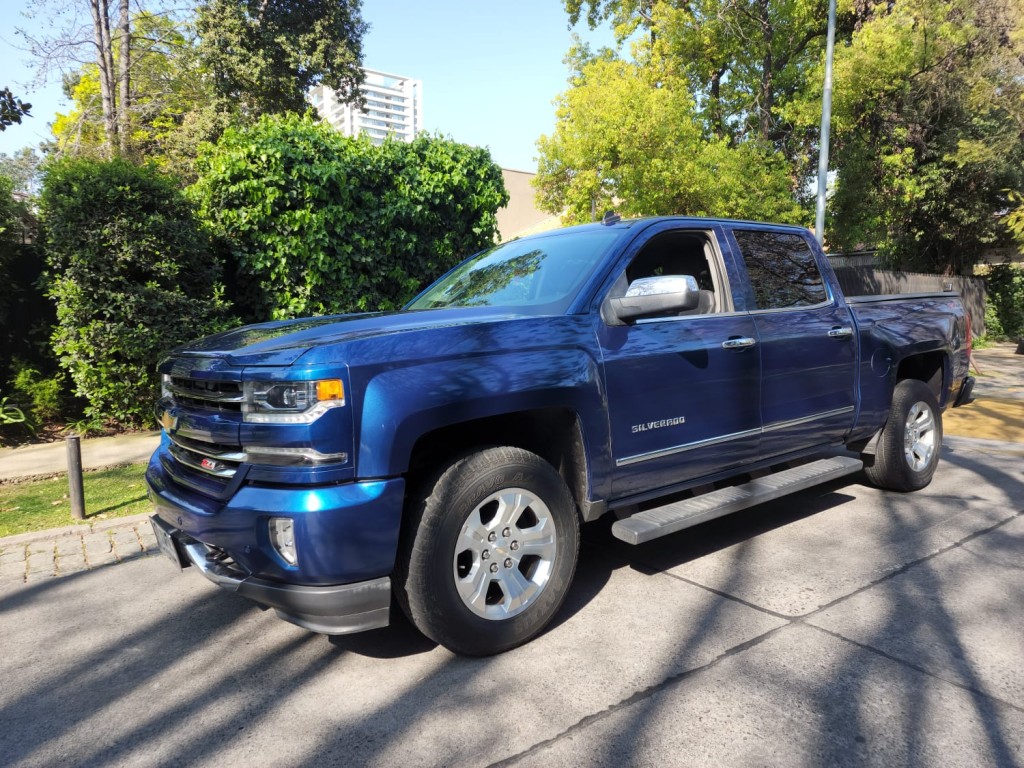 CHEVROLET SILVERADO