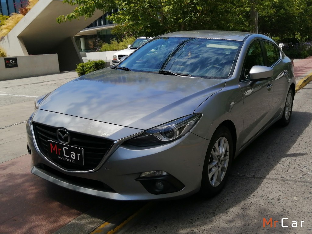 MAZDA 3 SEDAN