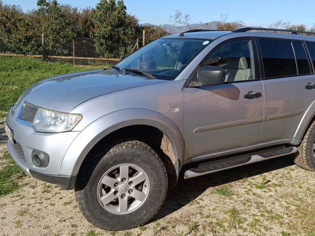 MITSUBISHI MONTERO SPORT