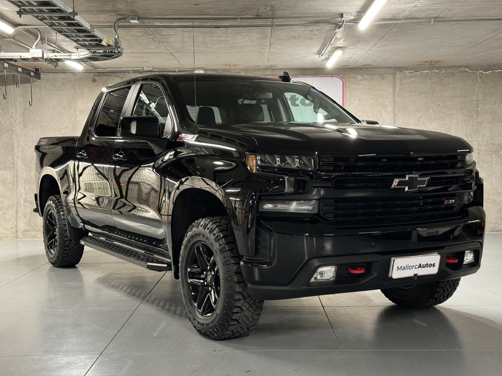 CHEVROLET SILVERADO