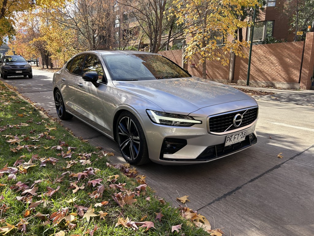 VOLVO S60