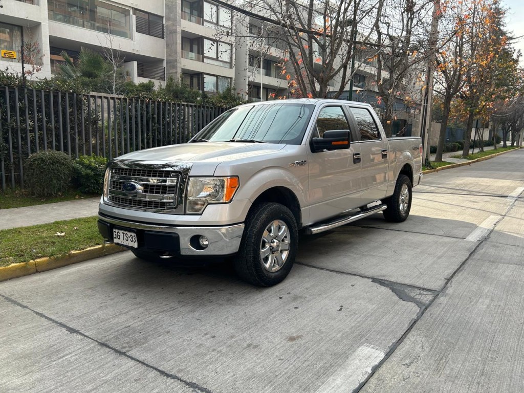 FORD F-150