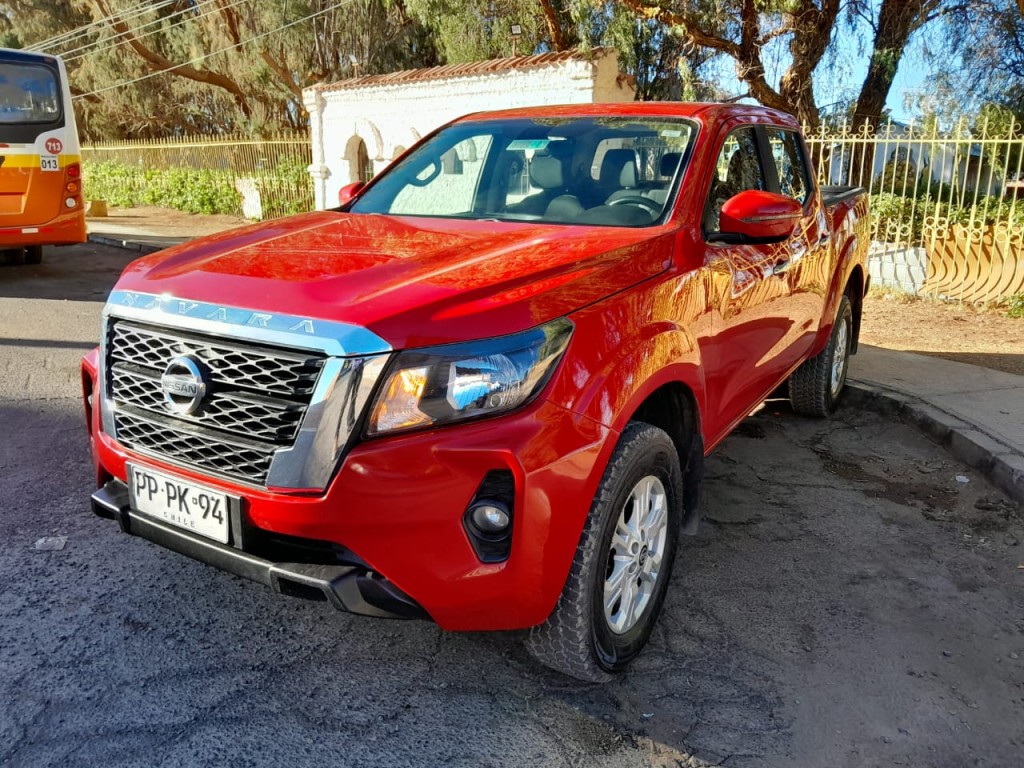 NISSAN NAVARA