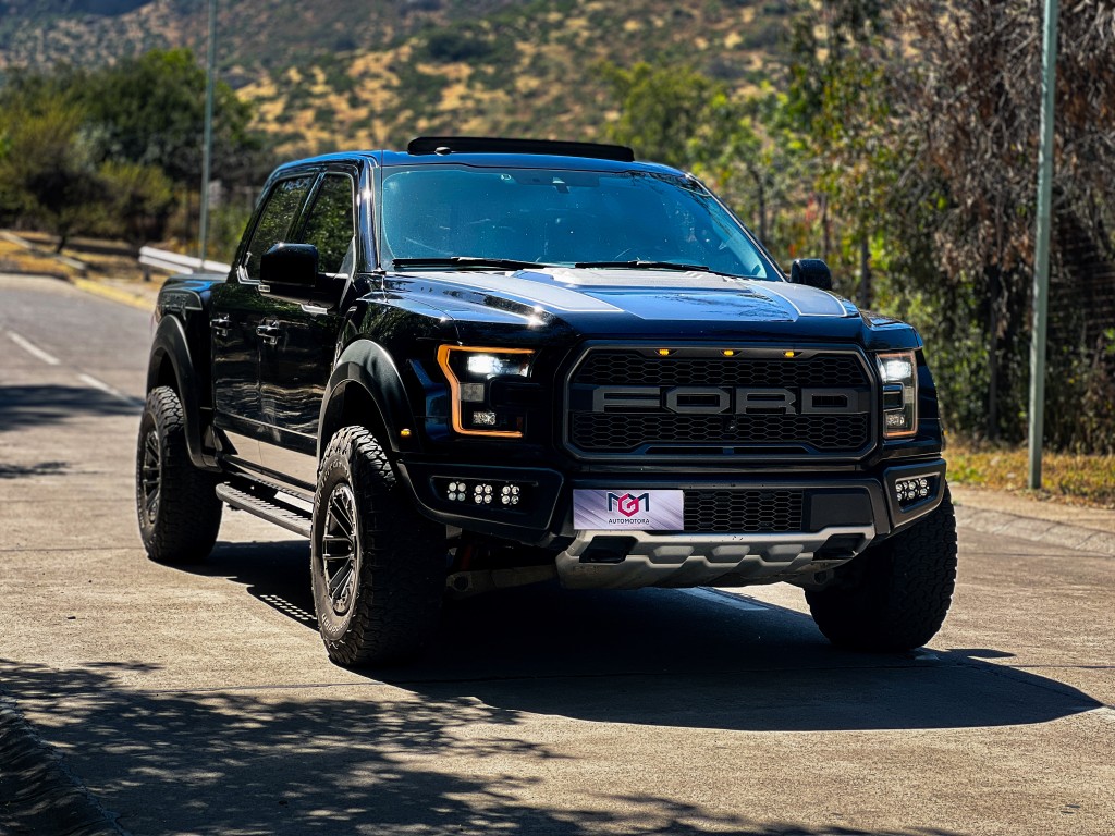 FORD F-150 RAPTOR