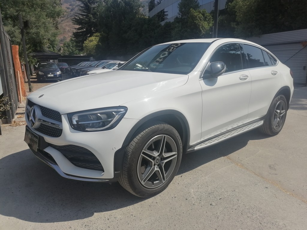 MERCEDES-BENZ GLC 300