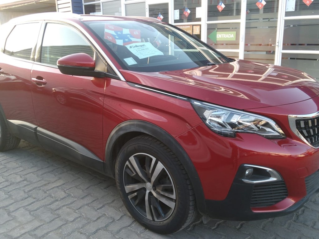 PEUGEOT 3008