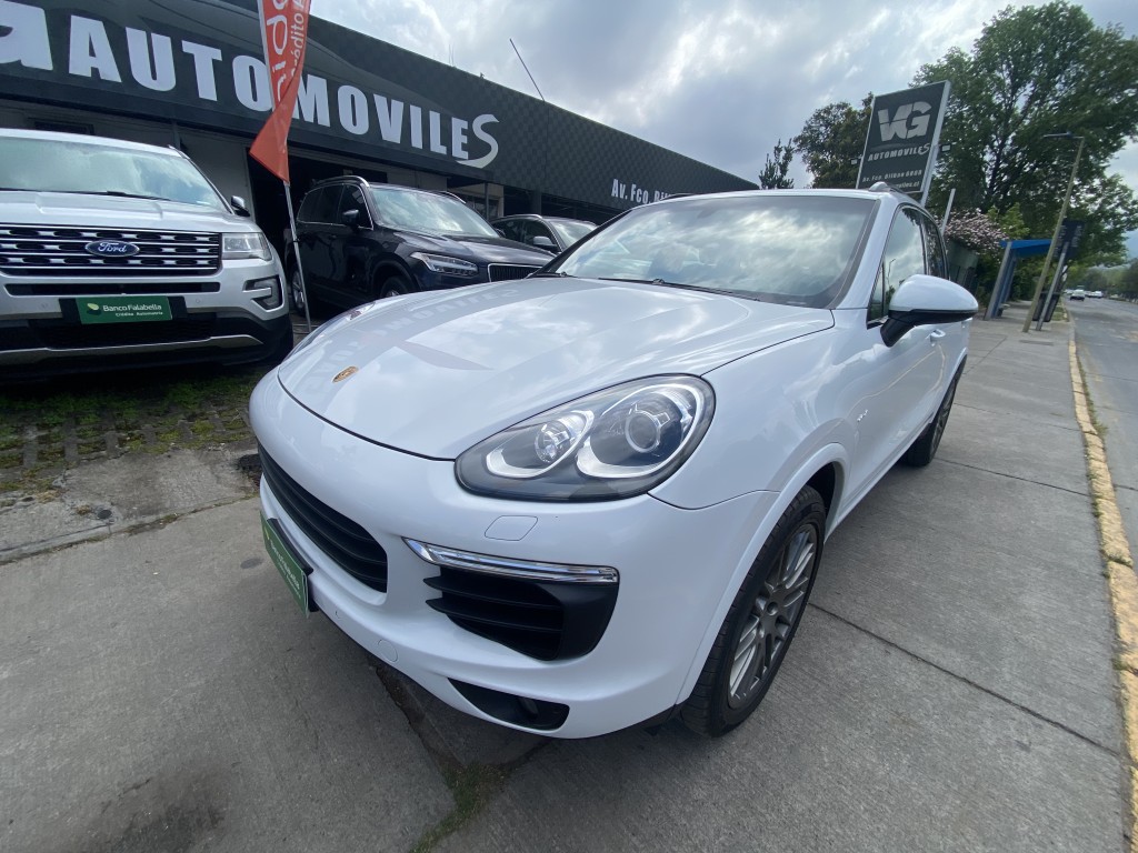 PORSCHE CAYENNE