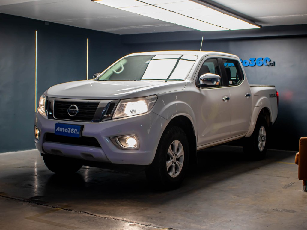 NISSAN NAVARA