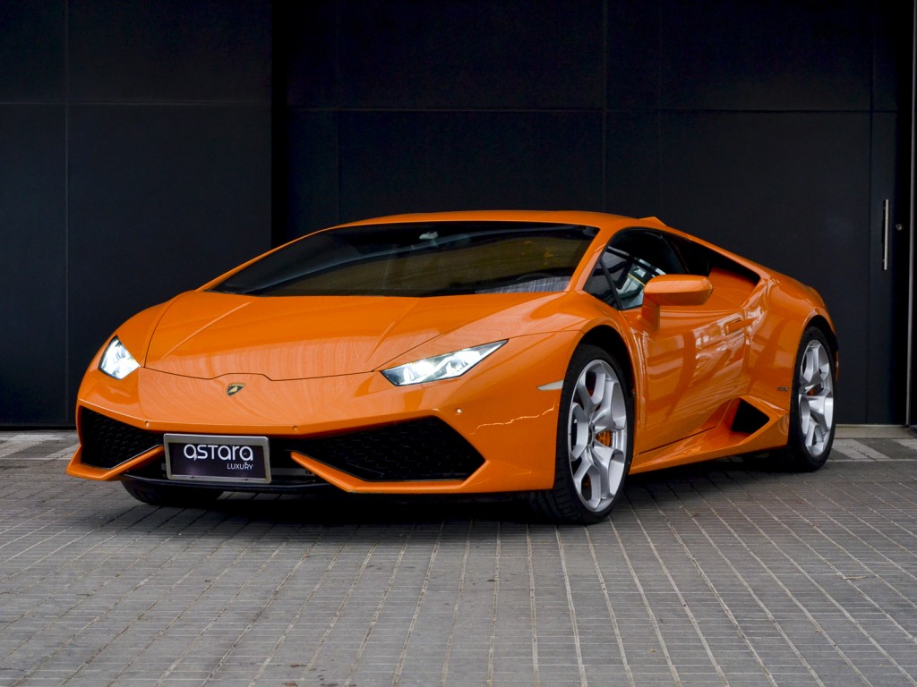 LAMBORGHINI HURACAN