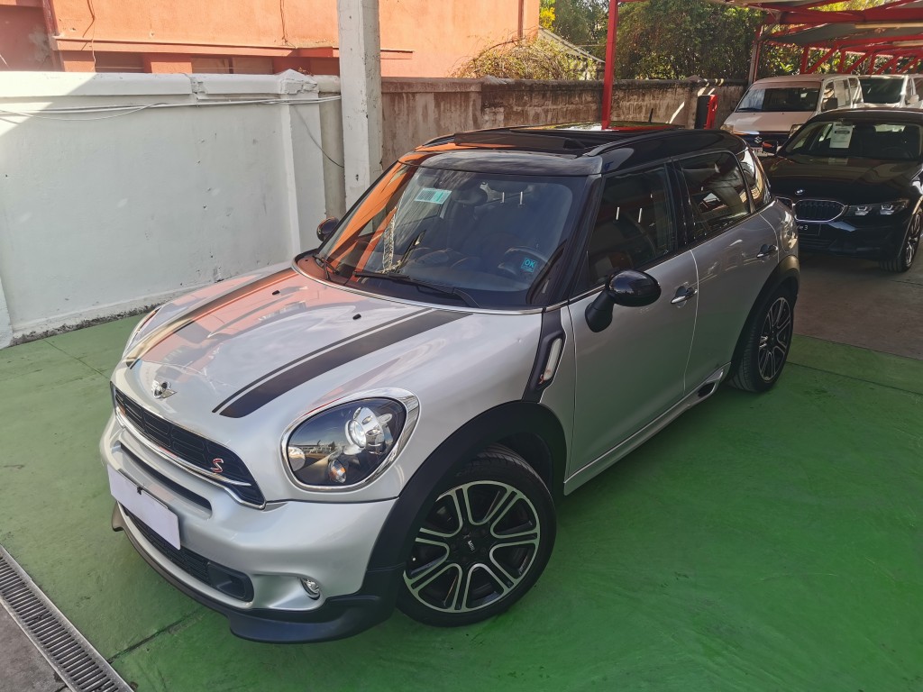 MINI COUNTRYMAN