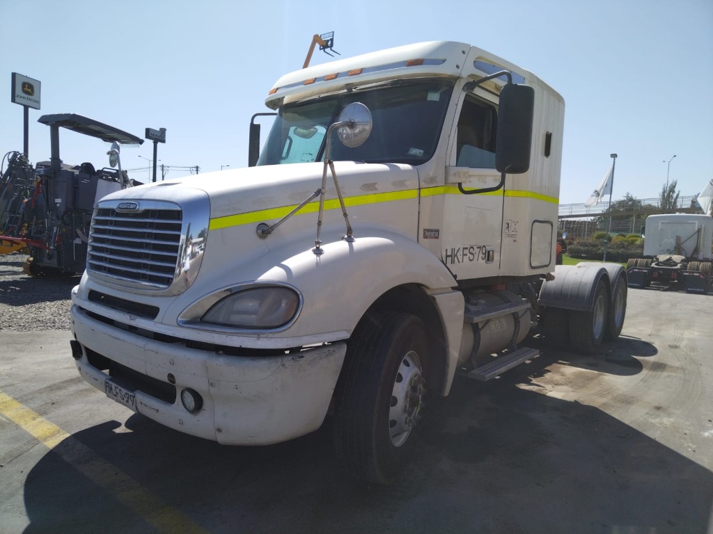 FREIGHTLINER CL 120