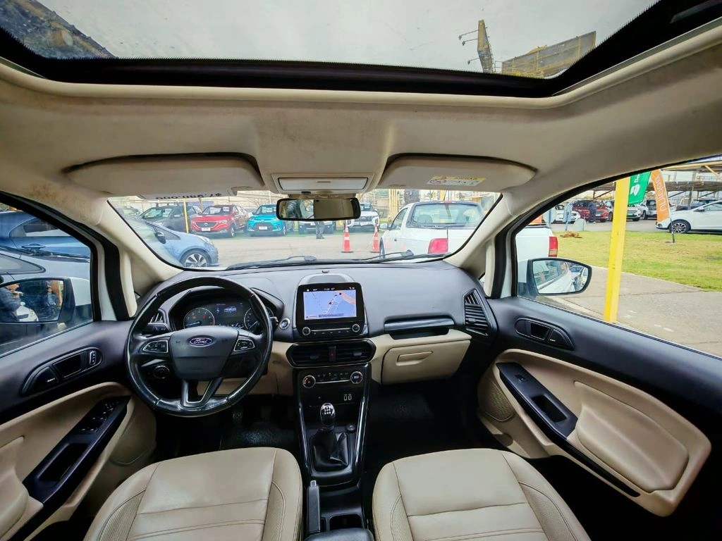 Ford Ecosport — foto 15 de 23