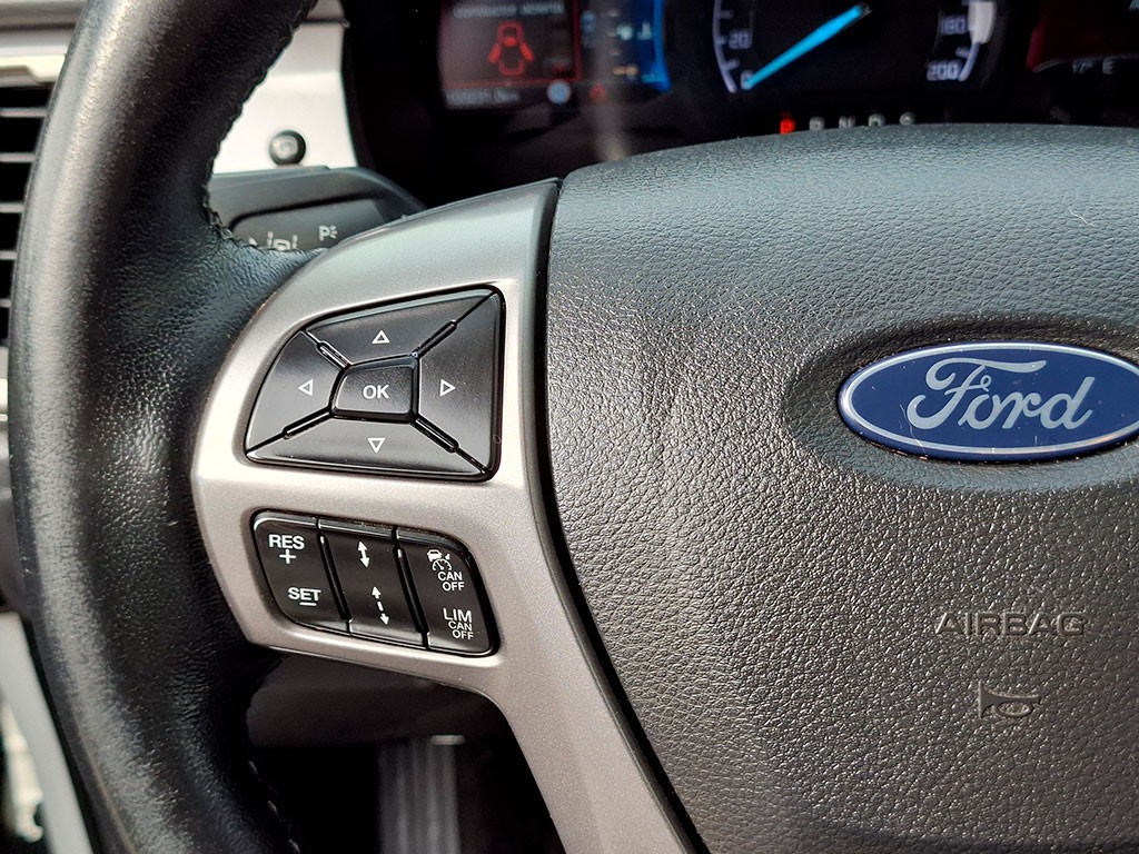 Ford Ranger — foto 12 de 24