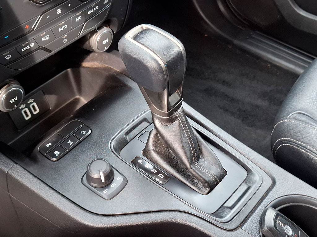 Ford Ranger — foto 18 de 24