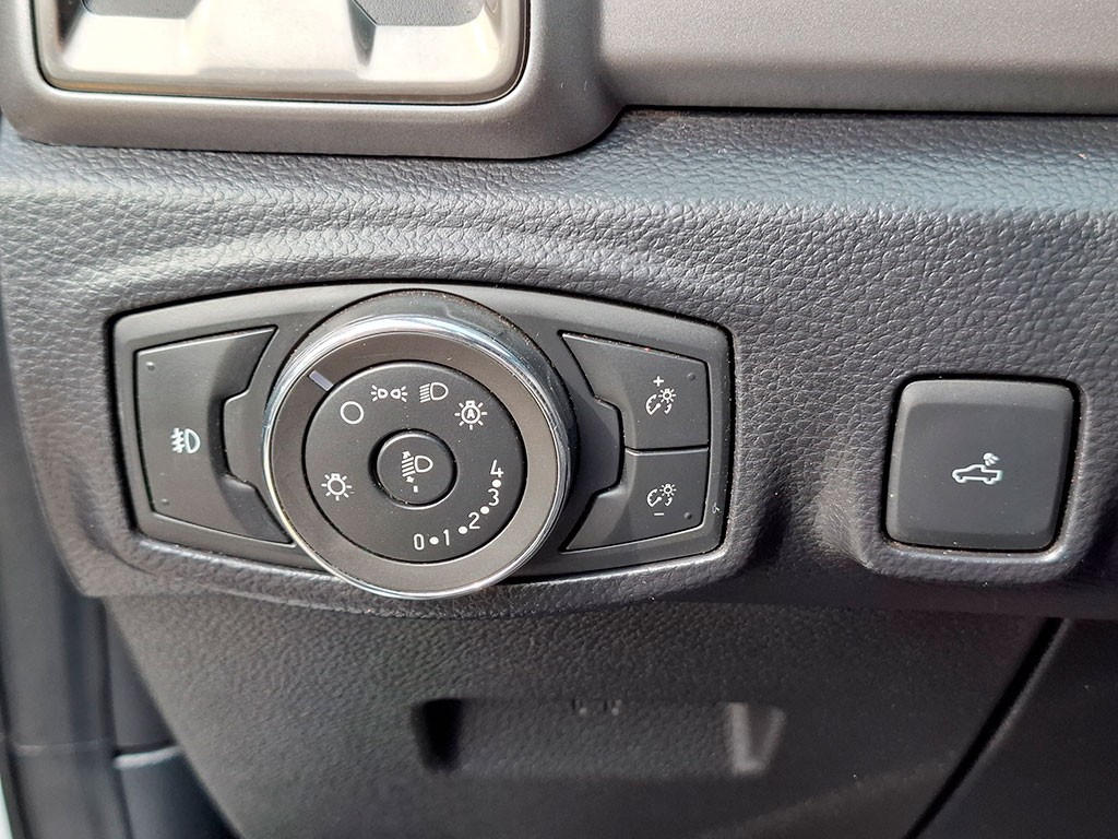 Ford Ranger — foto 22 de 24