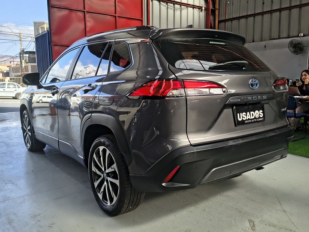 Toyota Corolla Cross — foto 6 de 23