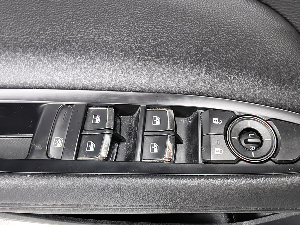 Ford Territory — foto 7 de 23