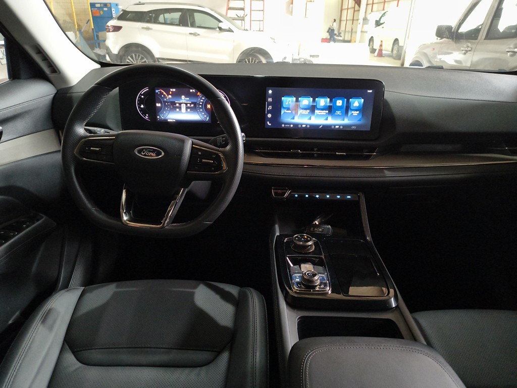 Ford Territory — foto 12 de 23