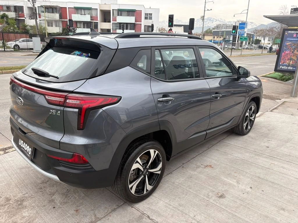 JAC Js4 — foto 4 de 12