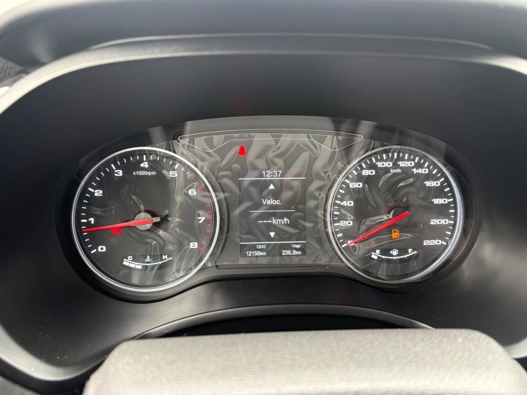 JAC Js4 — foto 8 de 12