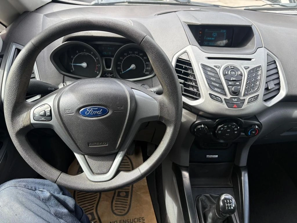 Ford Ecosport — foto 7 de 10