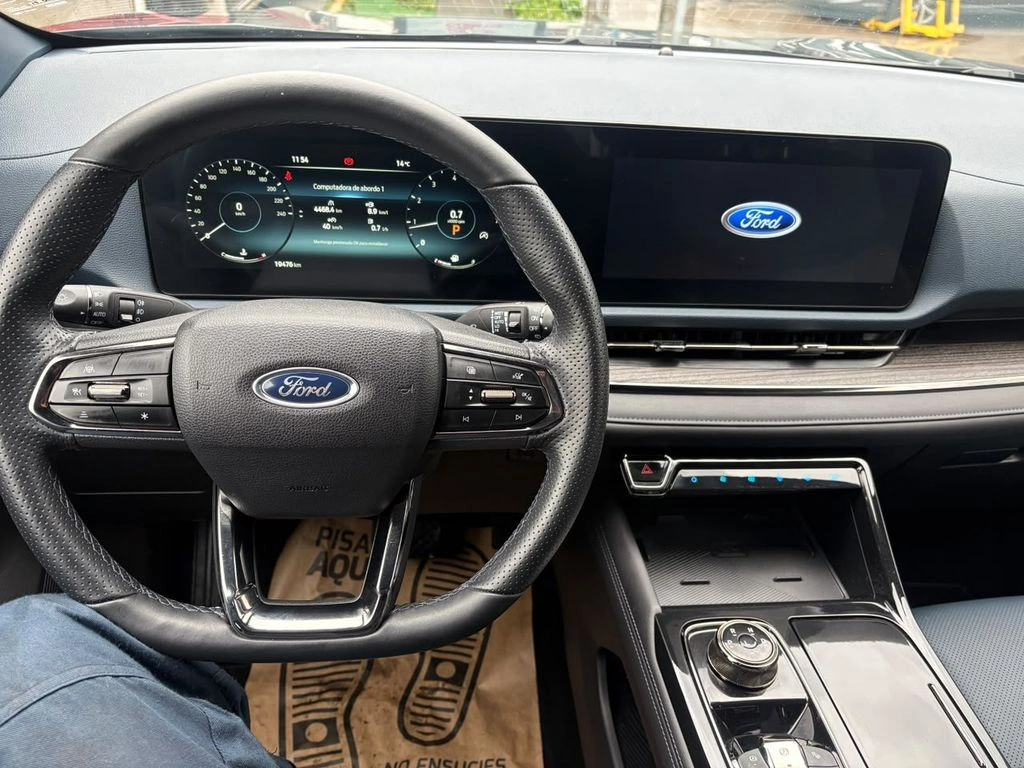 Ford Territory — foto 5 de 11