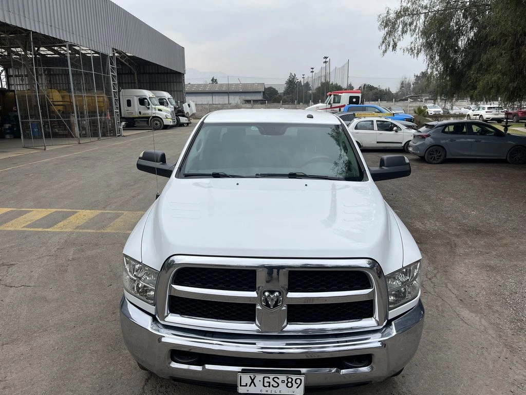 RAM 2500 2021 - Foto 2