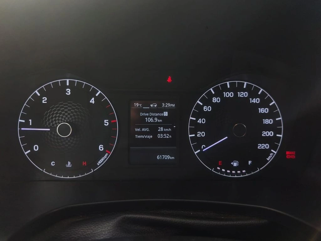 SSANGYONG GRAND MUSSO 2024 - Foto 17