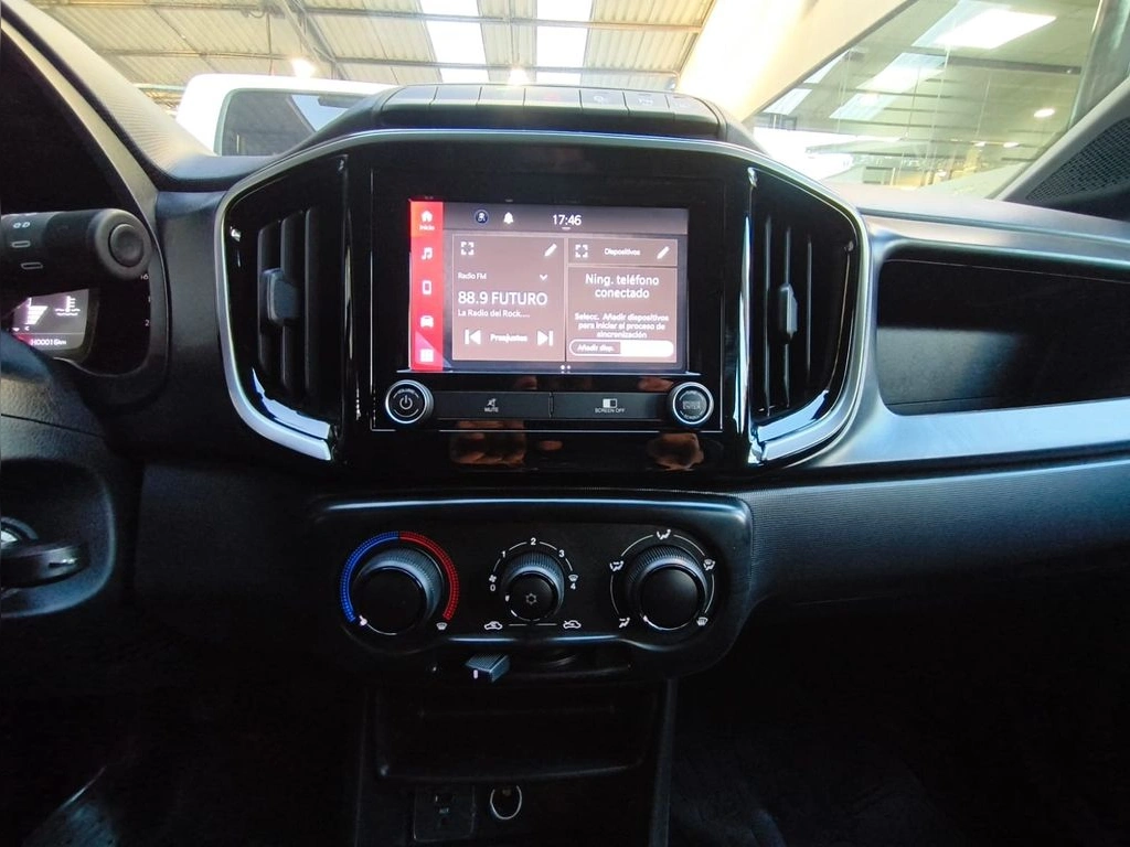 RAM 700 2026 - Foto 17
