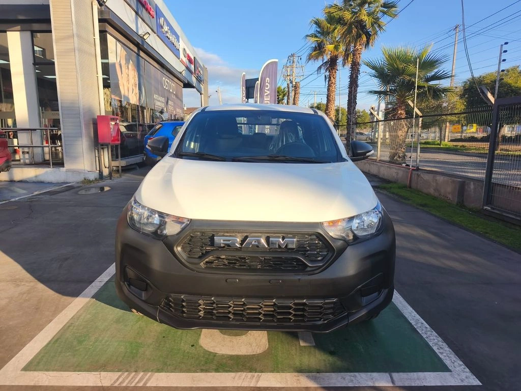 RAM 700 2026 - Foto 3