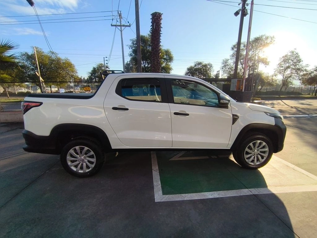RAM 700 2026 - Foto 9