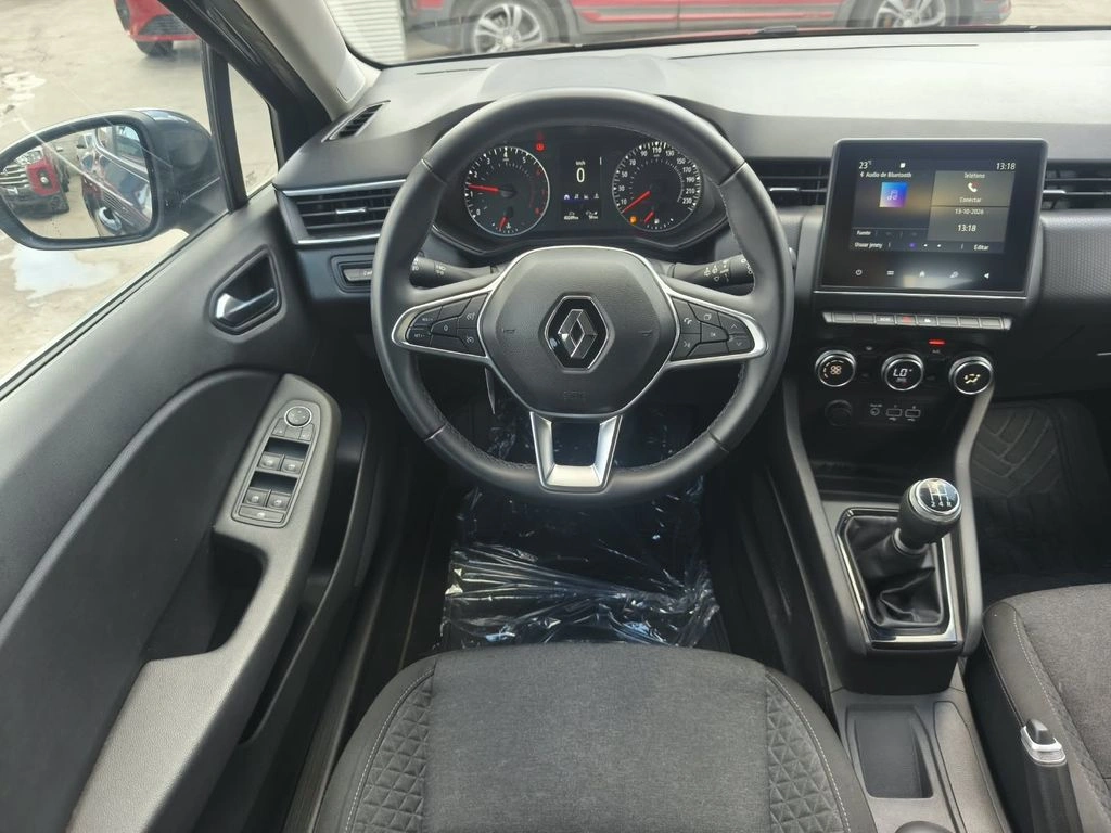 RENAULT CLIO IV 2023 - Foto 16