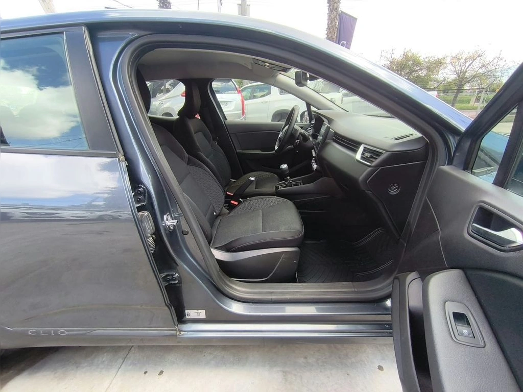 RENAULT CLIO IV 2023 - Foto 12