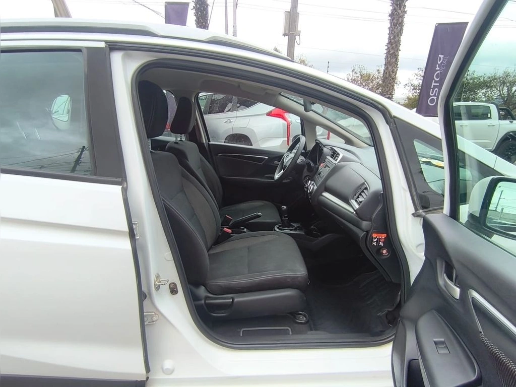 HONDA WR-V 2018 - Foto 17