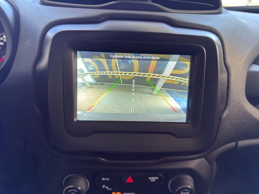 JEEP RENEGADE 2023 - Foto 16