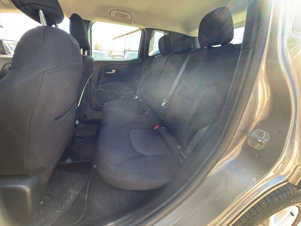 JEEP RENEGADE 2023 - Foto 11