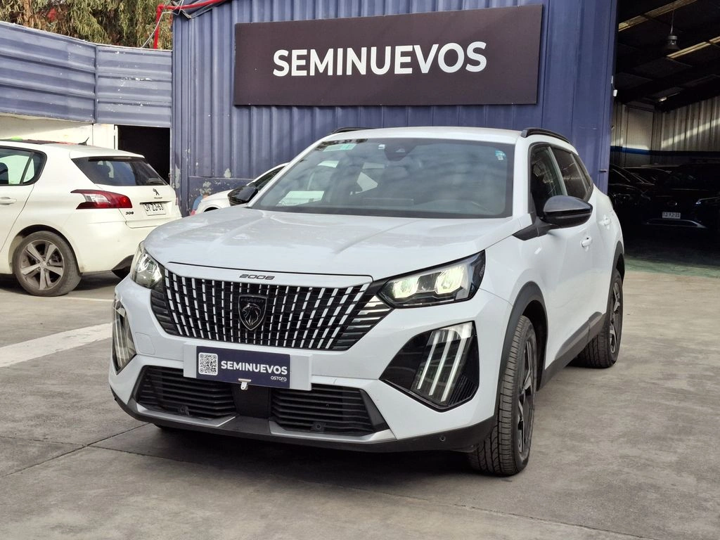 PEUGEOT 2008