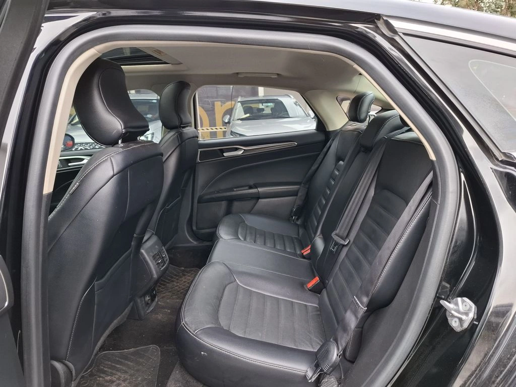FORD FUSION 2019 - Foto 23
