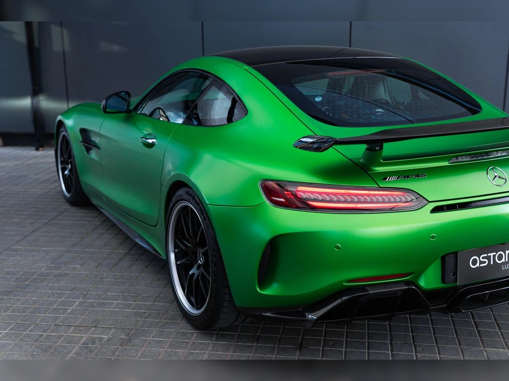 MERCEDES-BENZ AMG GT-R 2022 - Foto 22