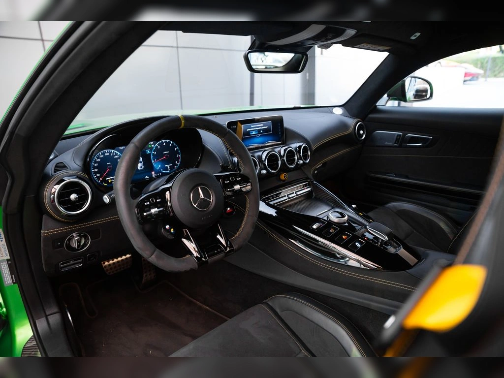 MERCEDES-BENZ AMG GT-R 2022 - Foto 11