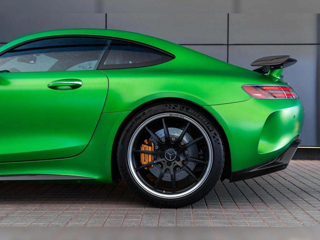 MERCEDES-BENZ AMG GT-R 2022 - Foto 16